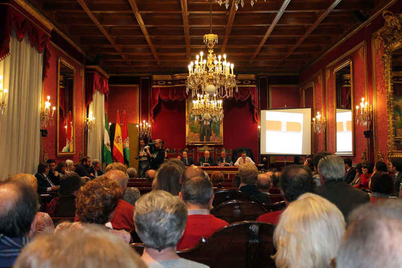 Pleno vecinal para presentar los Presupuestos de Granada para 2014