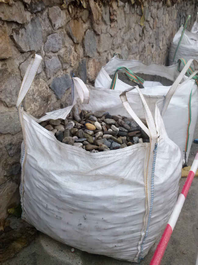 Piedras empleadas en la calle Cruz de la Rauda