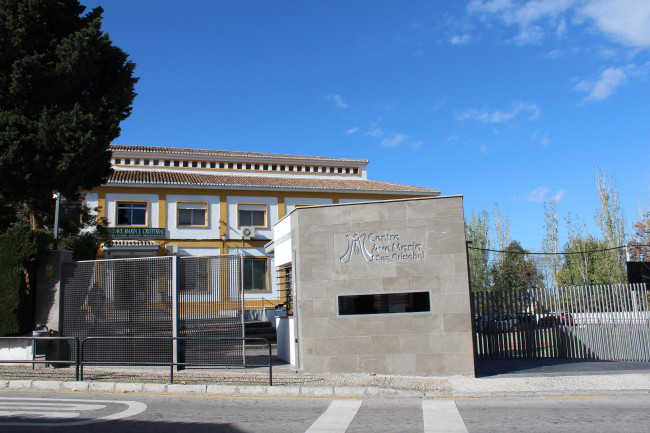 El colegio Ave María, en la carretera de Murcia.