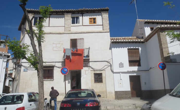Fachada de la casa donde vivió la familia Quero en la Placeta de las Castillas, 20. Foto Mapa Memoria Granada